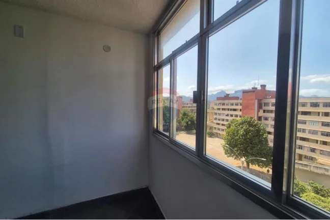 Imagem Apartamento 2 quartos , 56m² à venda na Taquara, Rio de Janeiro