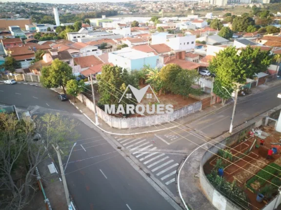 Imagem Terreno de Esquina 800m² Centro de Hortolandia