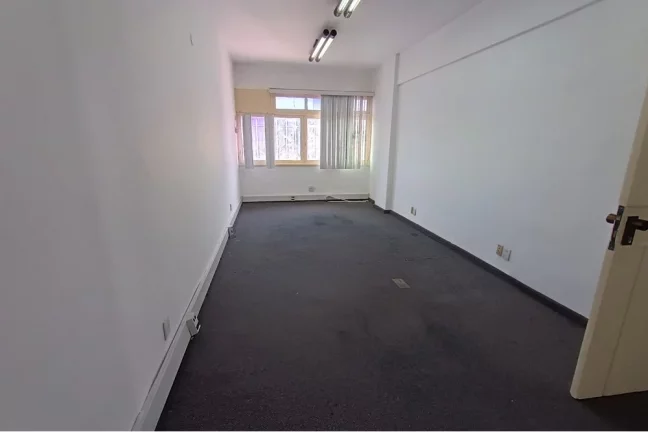 Imagem Locação salas 1903 e 1904 conjugadas 275m2 Av Rio Branco Centro