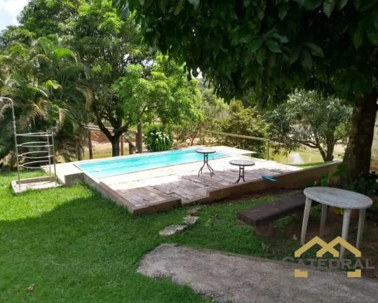 Imagem Linda chácara a venda com lago e pomar em Jundiaí/SP