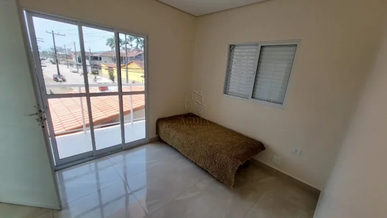 Imagem Casa nova com 3 suítes no centro de Ubatuba!