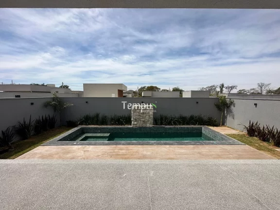 Imagem Sobrado Alto Padrão Condomínio Nápoles, 4 Suítes, Senador Canedo - Goiás