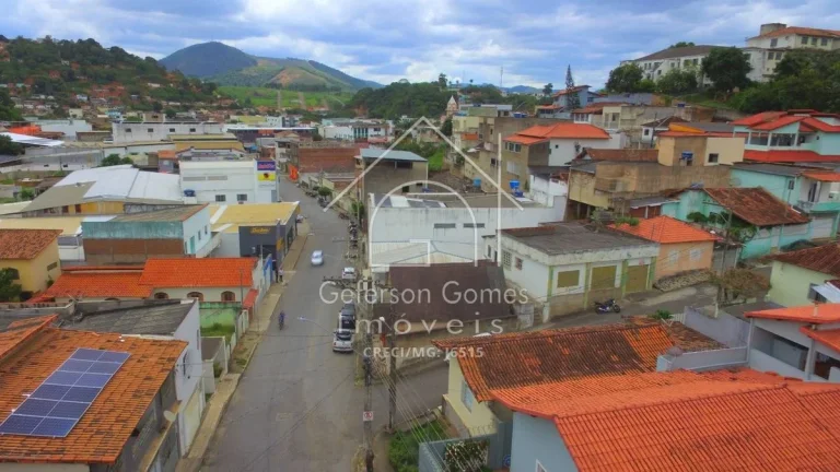 Imagem Casa à Venda - Centro - Mantena - MG