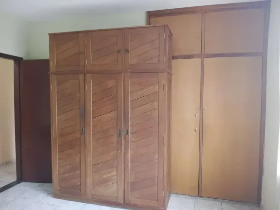 Imagem Casa à venda em Barbacena, Centro, com 3 quartos, 115m2