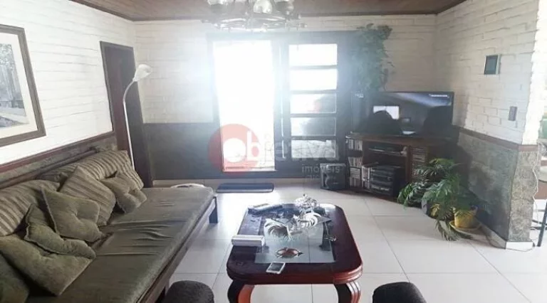 Imagem Casa com 3 dormitórios à venda, 640 m² - Ogiva - Cabo Frio/RJ