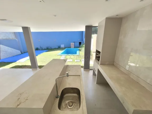 Imagem EXCELENTE CASA NO VALE DOS CRISTAIS MODERNA COM ACABAMENTO SOFISTICADO
