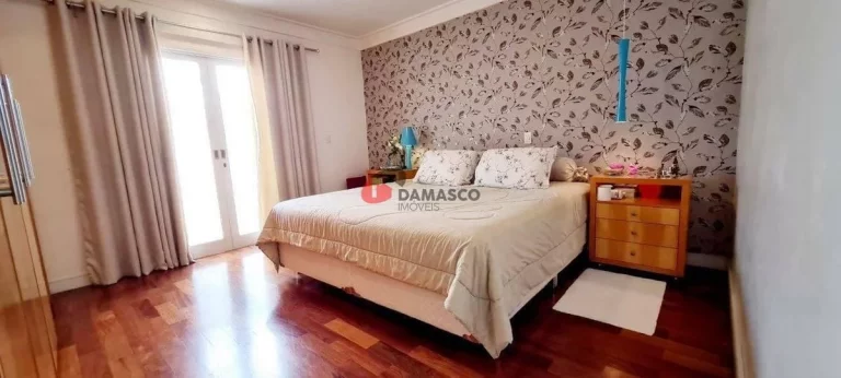 Imagem Casa para locação 3 Quartos, 3 Suítes, 6 Vagas, 326 m², Campestre, Santo André - SP