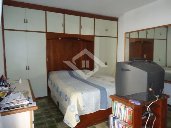 Imagem Luxo à Beira da Lagoa: Cobertura Duplex com 380 m2 em Copacabana