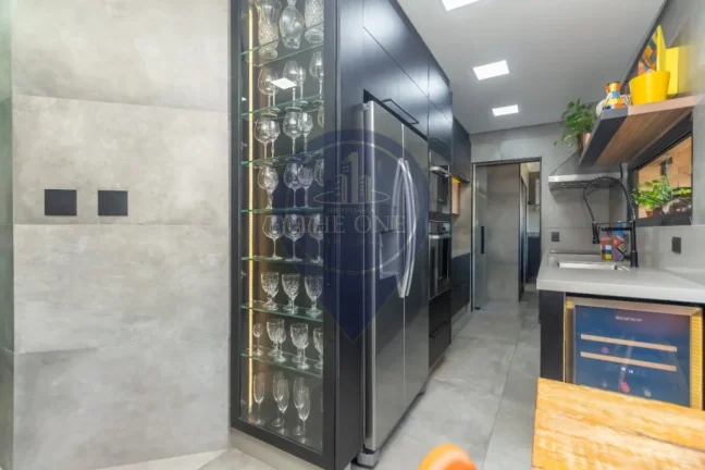 Imagem Luxuoso apartamento de 4 quartos na Vila Mariana, São Paulo-SP: 3 suítes, 2 salas, 4 banheiros, 3 vagas de garagem e 177m².