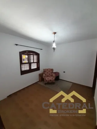 Imagem Sobrado com 3 quartos (2 Suítes) à venda na Vila Arens - Jundiaí/SP