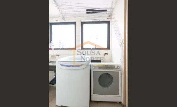 Imagem Excelente apartamento 230m², 4 dormitórios, sendo 4 suítes, closet, sala ampla com lareira, varan...