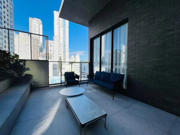 Imagem Apartamento com 3 suítes e 3 vagas de garagem em Balneário Camboriú/Sc