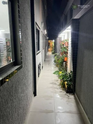 Imagem Sobrado à venda, 60 m² por R$ 345.000,00 - Maracanã - Praia Grande/SP