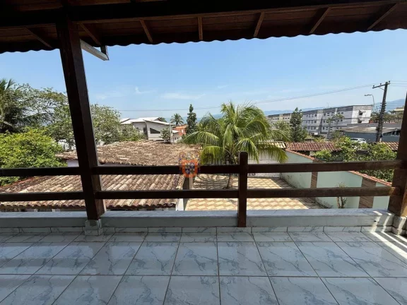 Imagem Sobrado com 3 dormitórios à venda, 182 m² por R$ 800.000 - Pontal de Santa Marina - Caraguatatuba/SP