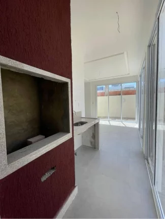 Imagem "Casa à Venda no Condomínio Terras Alphaville 1 - 3 Suítes e Lazer Completo