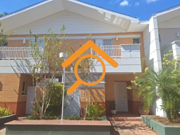 Imagem Imperdível: Casa em Condomínio à Venda em São Paulo-SP, Jardim Marajoara - 2 quartos, 2 suítes, 2 salas, 2 vagas, 180m²!