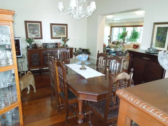 Imagem Apartamento a venda no Cambuí, Campinas, Área útil de 410 m², 4 Suítes com Sacadas, 4 Garagens,...