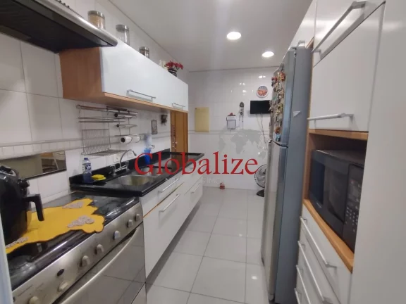 Imagem APARTAMENTO À VENDA COM 3 DORMITÓRIOS, SUÍTE E VAGA DEMARCADA NO BAIRRO DO JOSÉ MENINO EM SANTOS POR R$ 1.070.000,00.