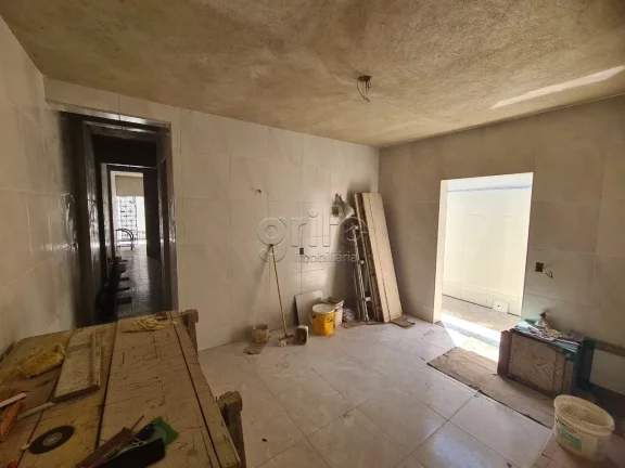 Imagem Excelente casa bem ventilada, em ótima localização no Centro de Fortaleza, com 3 quartos, 2 banhe...