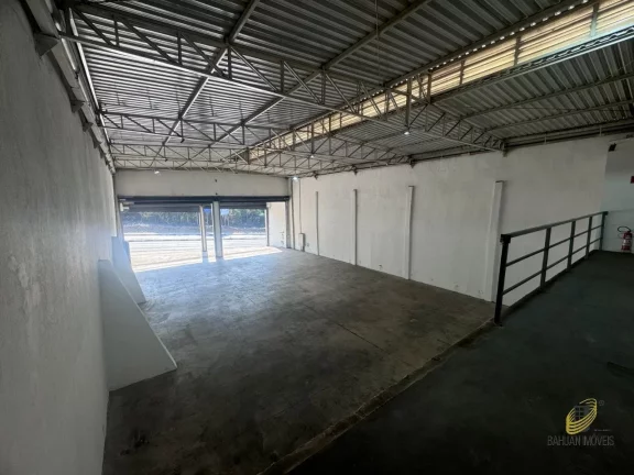 Imagem Galpão Comercial de Alto Padrão em Cotia-SP 2 Salas, 4 Banheiros, 527m² Venda ou Locação no Jardim Santa Paula