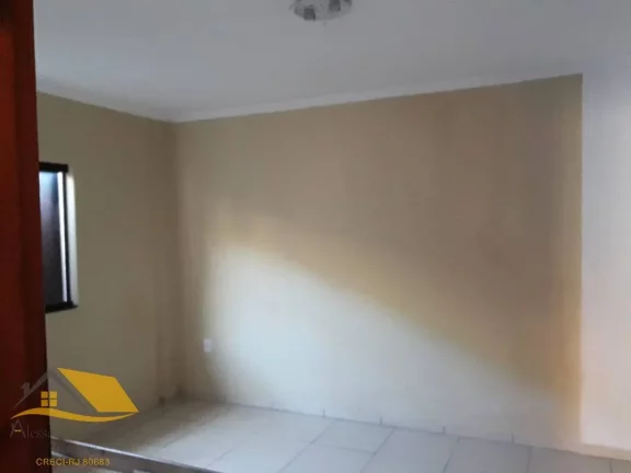 Imagem Vendo Casa na Praça da Furunfa