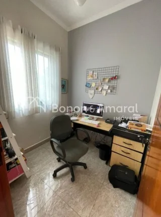 Imagem Casa à venda no Condomínio Porto do Sol em Valinhos

Residência térrea com ambientes amplos e be...