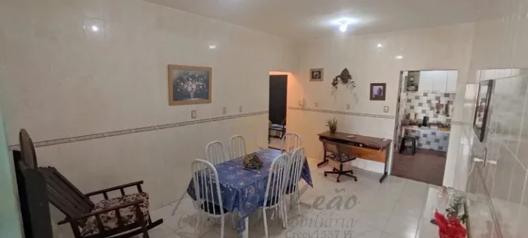 Imagem Casa TÉRREA com Piscina em via Pública à venda na Aruana, Aracaju/SE.