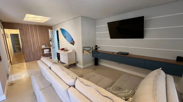 Imagem APARTAMENTO PRAIA GRANDE com 3 dormitórios sendo 2 suítes,2 vagas de garagem,varanda gourmet com churrasqueira,sala 2 ambientes
