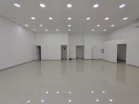 Imagem Loja Comercial de Alto Padrão para Locação em São Caetano do Sul - Bairro Santa Maria - 169m² - 4 Banheiros - 6 Vagas de Garagem