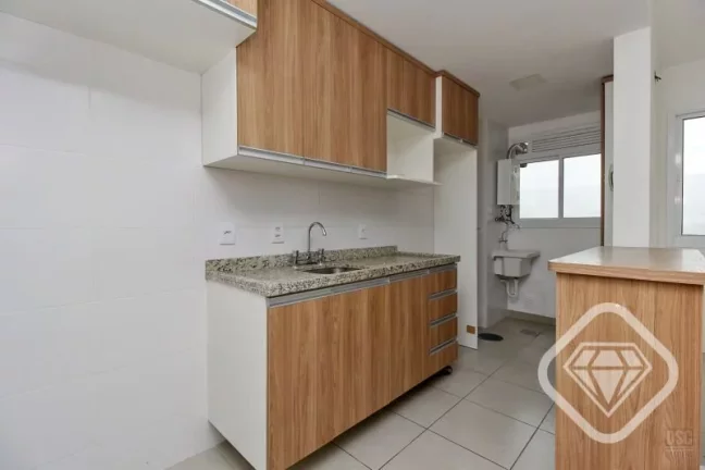 Imagem Apartamento semi-novo com vista, suíte e infraestrutura completa .

A Brilhante Imóveis oferece es...