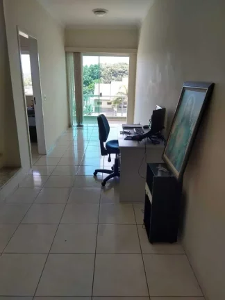 Imagem Geminado com 3 dormitórios sendo 1 suíte e 2 vagas - Floresta | Joinville/SC