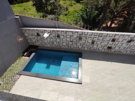 Imagem Linda Casa Sobrado 3 Suites Plenas 262 M² No Vale Verde Em Senador Canedo