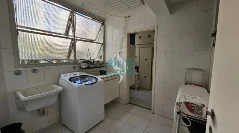 Imagem Apartamento à Venda em Moema - São Paulo/SP.