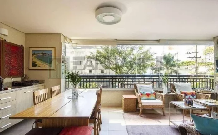 Imagem Apartamento Garden na Vila Madalena: 4 Quartos, 2 Suítes, 4 Salas, 5 Banheiros, 3 Vagas - 224m² - São Paulo-SP