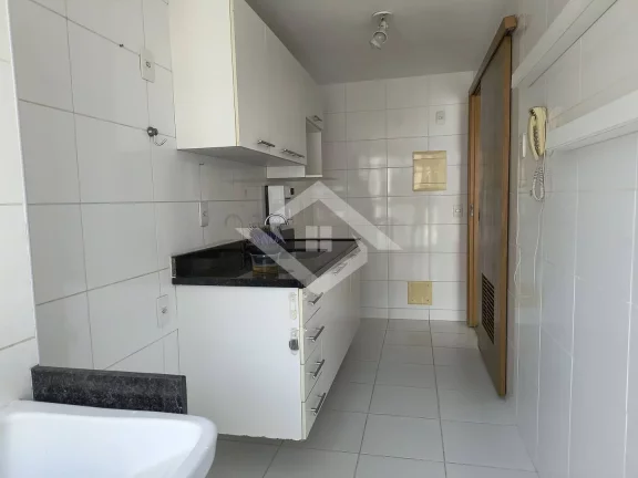 Imagem Apartamento de 2 Quartos para Venda na Barra da Tijuca com 86 m²