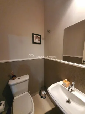 Imagem Conheça essa incrível casa térrea em condomínio fechado, com 148 metros quadrados de área const...