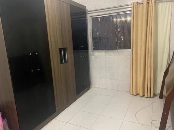Imagem Casa à venda no Bairro Ponto Novo - Espaçosa 4/4 com suíte e 250 vagas de garagem!