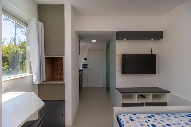 Imagem Studio mobiliado com 1 vaga no Mercês