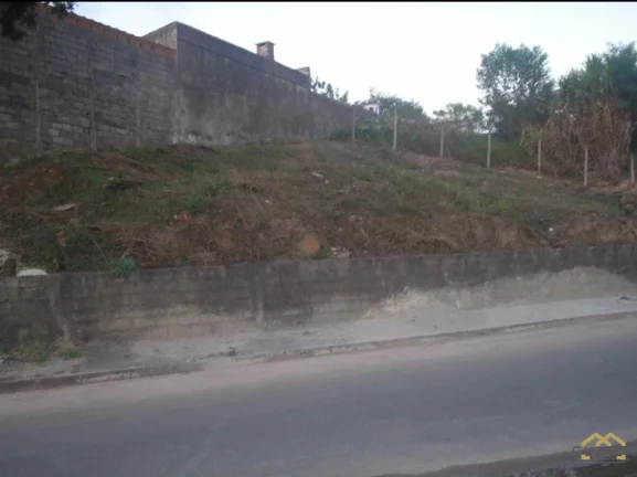 Imagem Terreno em Aclive no Jardim Europa em Campo Limpo Paulista