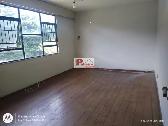 Imagem Casa no Itaigara com 4 4 sendo 2 suites