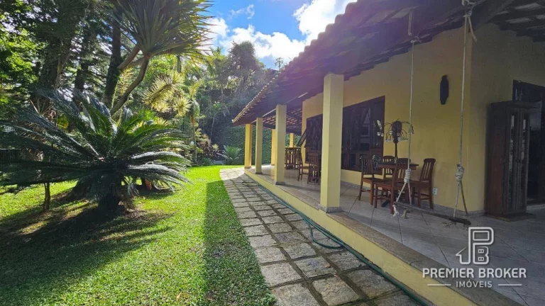 Imagem Casa com 3 dormitórios à venda, 350 m² por R$ 1.300.000,00 - Fazenda Boa Fé - Teresópolis/RJ