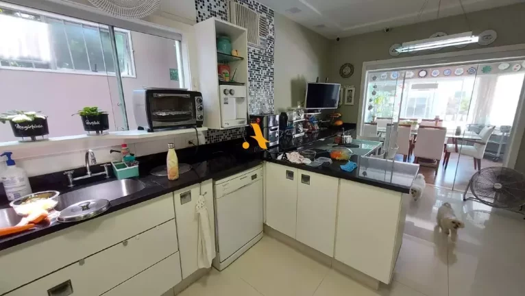 Imagem Quintas do Rio - Barra da Tijuca - Charmosa casa pronta para morar!