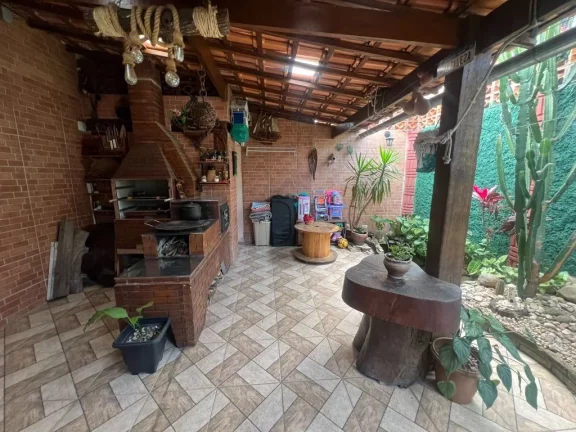 Imagem Sobrado com 3 dormitórios à venda, 215 m² por R$ 549.000,00 - Parque Residencial Marengo - Itaquaquecetuba/SP