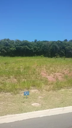 Imagem EXCELENTE TERRENO EM CONDOMINIO FECHADO COM ÁREA DE LAZER COMPLETA