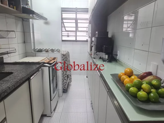 Imagem Apartamento de 2 dormitórios com sacada na Vila Mathias em Santos por $ 450.000,00 mil