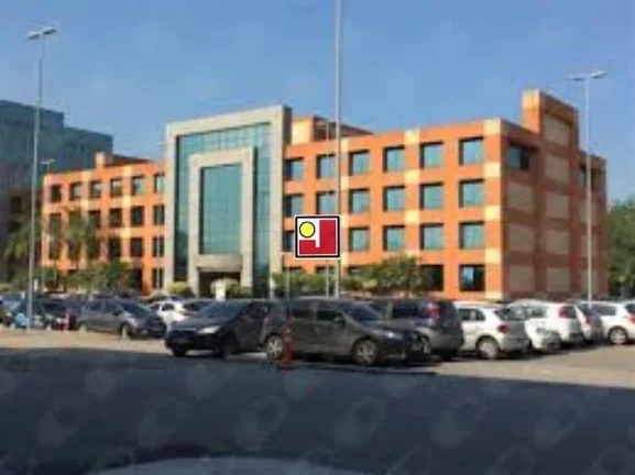 Imagem Vendo sala no Via Parque Offices, 2º andar, luxuosa, benfeitorias, banheiro, vaga garagem, portaria 24 horas, entrega imediata, ponto nobre na Barra