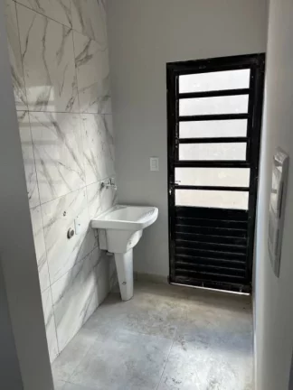 Imagem Casa Nova com 3 dormitórios e suíte