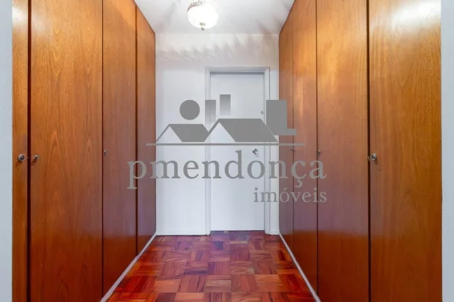 Imagem Apartamento Perdizes com 4 quartos (1 sui­te) e 2 vagas, 220m²