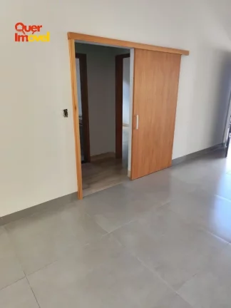 Imagem Imperdível: Casa à venda em Bonfim Paulista, Ribeirão Preto-SP - 3 quartos, 1 suíte, 105m², 3 vagas. Confira já!