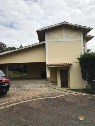 Imagem Linda Casa de 4 dormitórios, 2 suítes, 4 vagas, piscina em condomínio